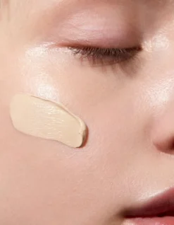 Skinonym Semi-Matte Peptide, #10 Porcelain, 30 ml - meikkivoide