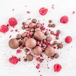 Suklaakuorrutetut vadelmat, 60 g